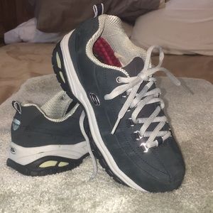 Women’s Skechers- nonskid work shoes